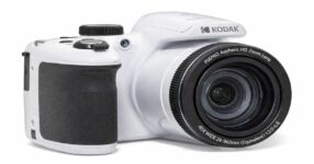 Kodak PIXPRO AZ405 white camera close-up